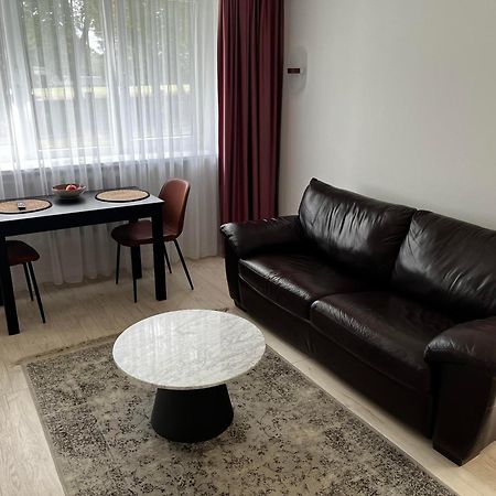 Luxuria Modern Apartments - Self Check-In Šiauliai المظهر الخارجي الصورة