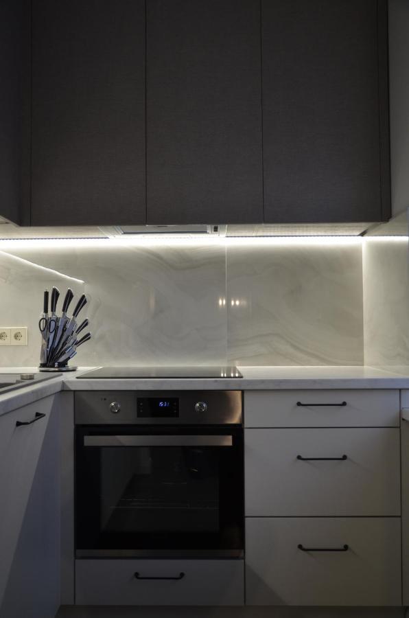 Luxuria Modern Apartments - Self Check-In Šiauliai المظهر الخارجي الصورة